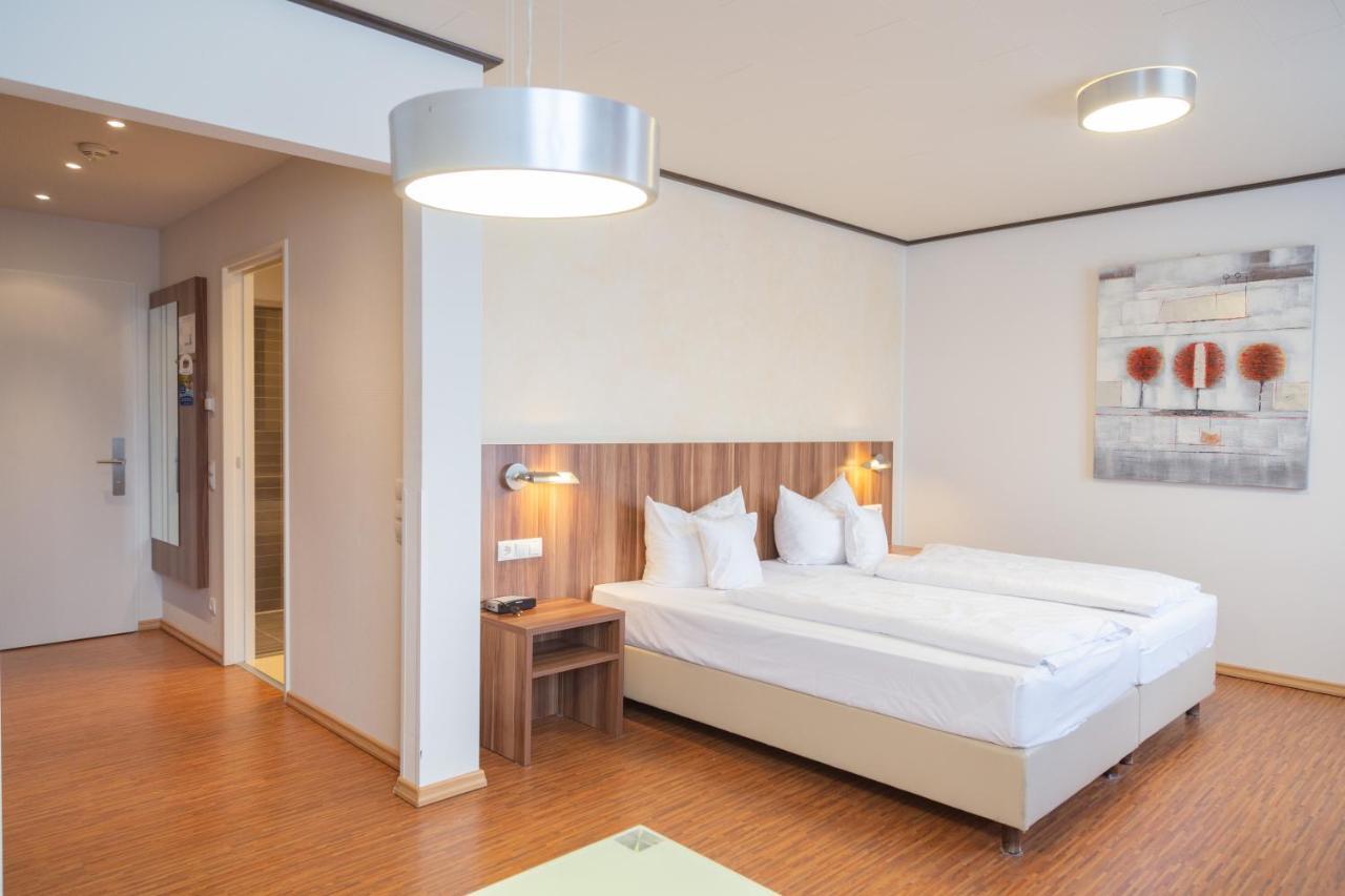 Das Ebertor - Hotel & Hostel بوبارد المظهر الخارجي الصورة